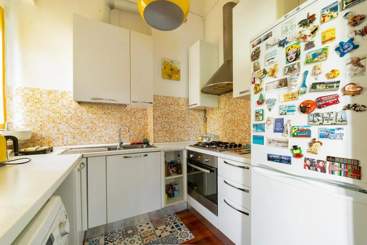 Milano Calvairate Balcony Apt Italy